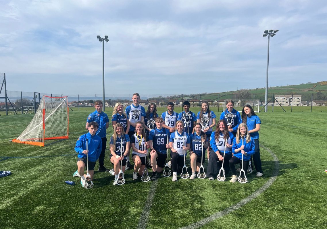 Miss Davis tweet media