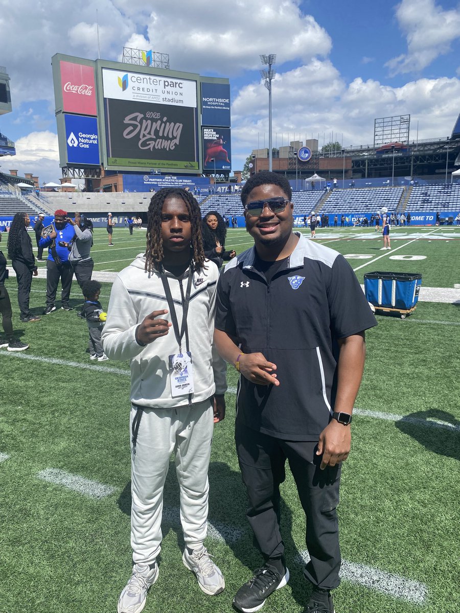 Aljjunior2's tweet image. Had a great time @GeorgiaStateFB spring game!! Thank you @Enrique__Davis for the invite!! @JBrecruitingATL @adamgorney @RustyMansell_ @RealNews102 @FLVarsityRivals @PrepRedzoneFL @Dwight_XOS @RivalsFriedman @samspiegs @larryblustein