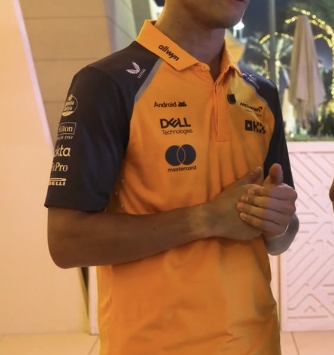 CHEFL4NDO's tweet photo. his whoop tan line😭 https://t.co/SJ13OVn9aT