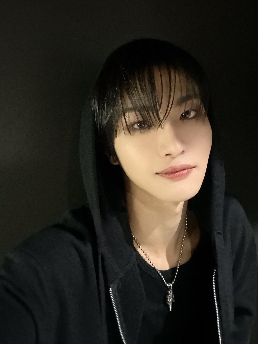 1024updates's tweet photo. [✉️] 250412 | SEONGHWA https://t.co/wM2LLg6xNm