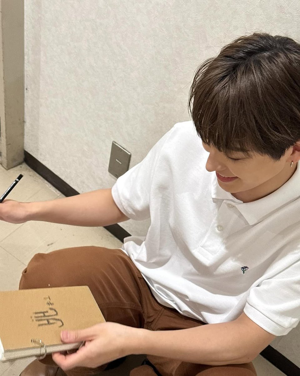 HJ. (@h8njoong) on Twitter photo 