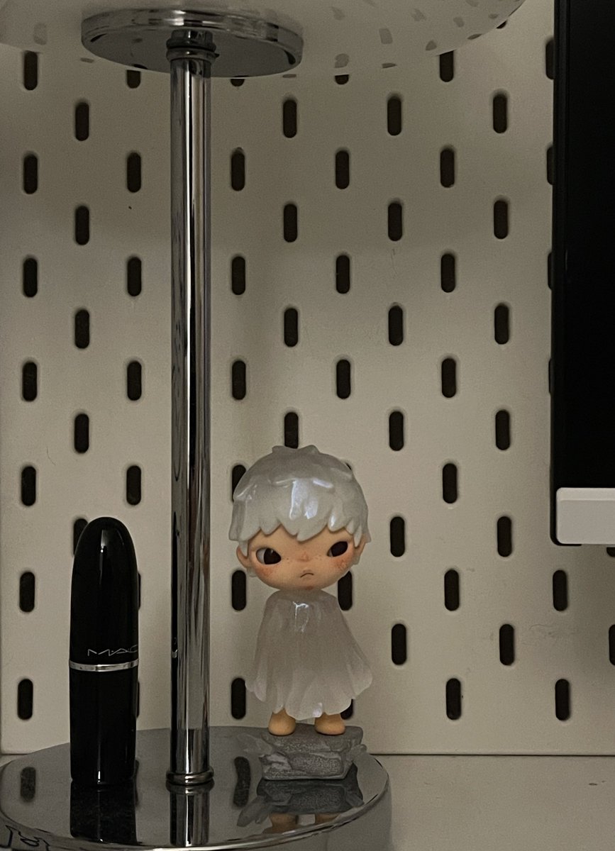 06pjspoca's tweet photo. wts lfb ph  .ᐟ 🥣

– hirono fading P850

𖥻 mint condi
𖥻 w bnfc
𖥻 payo

reply/dm mine to claim

t. popmart collectible reshape series fading https://t.co/l2eFCGHeud