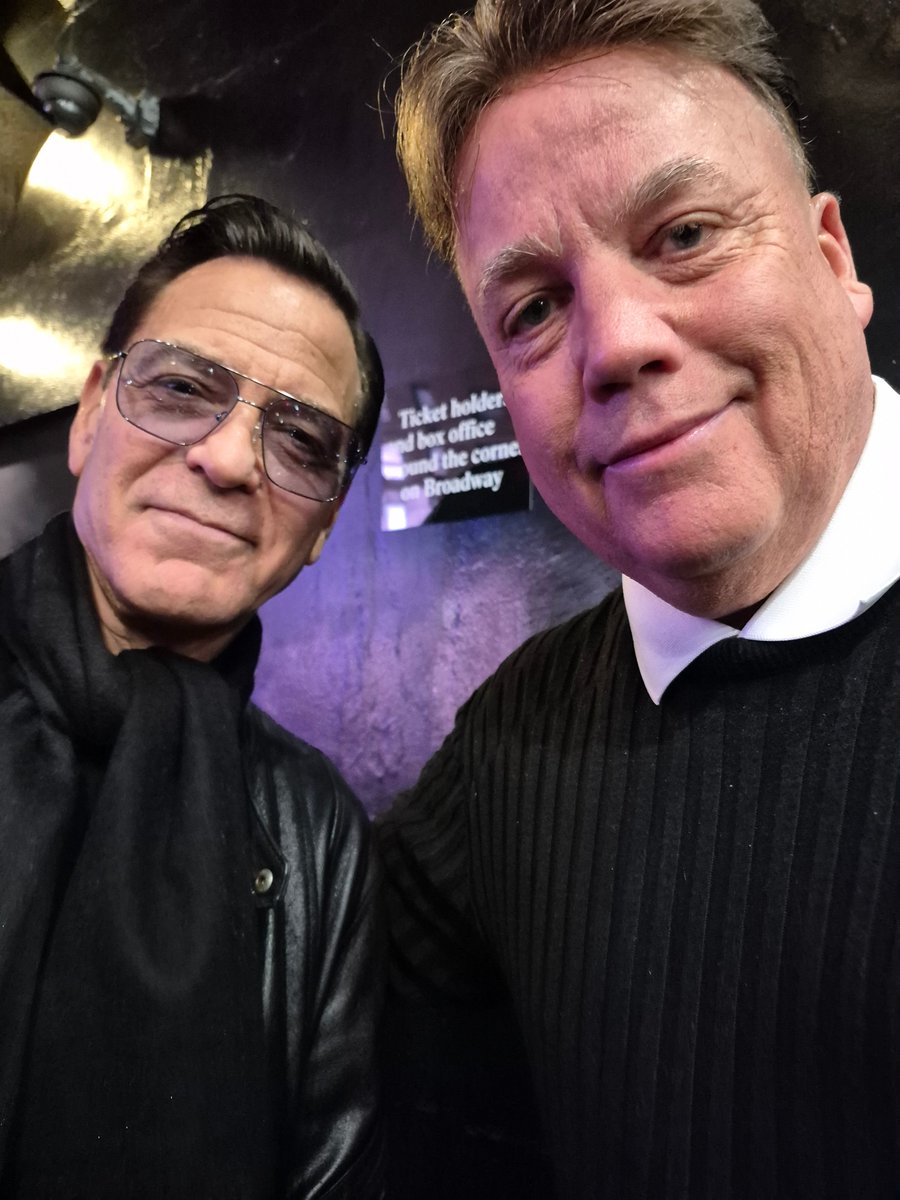 Liam Collopy (@liampr) on Twitter photo If you see one show, make it <a href="/goodnightbwy/">Good Night, and Good Luck</a> George Clooney's masterful portrayal of Edward R. Murrow is striking & solidifies his well-earned standing as one of Hollywood's, and now Broadway's, finest performers. <a href="/GeorgeClooney/">George Clooney</a> is bringing the excitement back to Broadway!👏👏 👏👏 If you see one show, make it <a href="/goodnightbwy/">Good Night, and Good Luck</a> George Clooney's masterful portrayal of Edward R. Murrow is striking & solidifies his well-earned standing as one of Hollywood's, and now Broadway's, finest performers. <a href="/GeorgeClooney/">George Clooney</a> is bringing the excitement back to Broadway!👏👏 👏👏