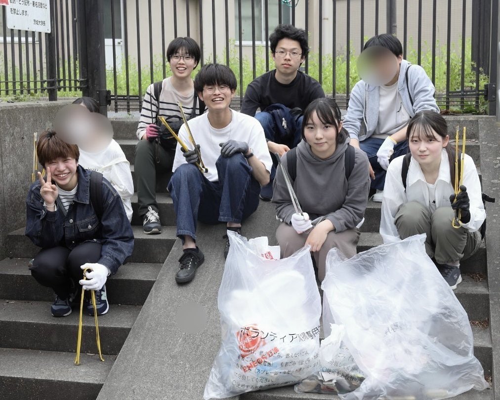 iu_yuruen's tweet photo. 【活動紹介】
茨城大学の環境サークル「ゆるEn」です🌱
自然・環境をテーマに、楽しく活動をしています♪

紹介の1つ目は、大学周辺のゴミ拾いです✨️

今年度は定期的な開催を予定しています！

 #茨城大学
 #茨大
 #自然
 #環境
 #サークル
 #春から茨大 https://t.co/6bEoC3rUTm