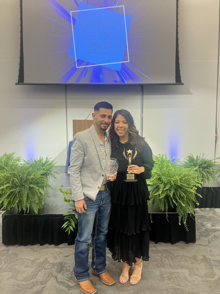 Karla Pineda tweet media