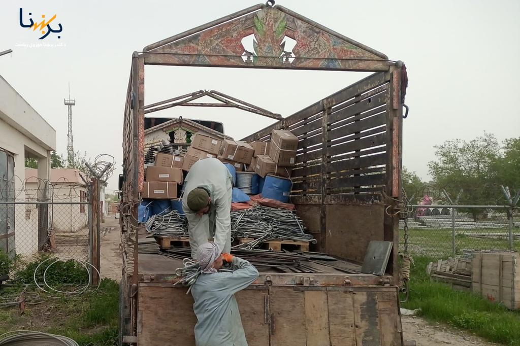 kundozBreshna's tweet photo. دکندﺯ چهاردرې ولسوالۍ اوسېدونکو لپاره ښه خبر:
د کندز ولایت چهاردرې ولسوالۍ دبرښنا زړه 6KVشبکه به ډېر ژر عصري او20KV شبکې ته واوړي.
اړین تجهیزات يې له مرکز څخه کندﺯ ته را رسېدلي،او داصلاح چارې يې راتلونکو کې پیلېږي،ددې سره به پېردونکو ته به باکیفیته او دوامداره برښنا برابره شې https://t.co/odFjcegQZc