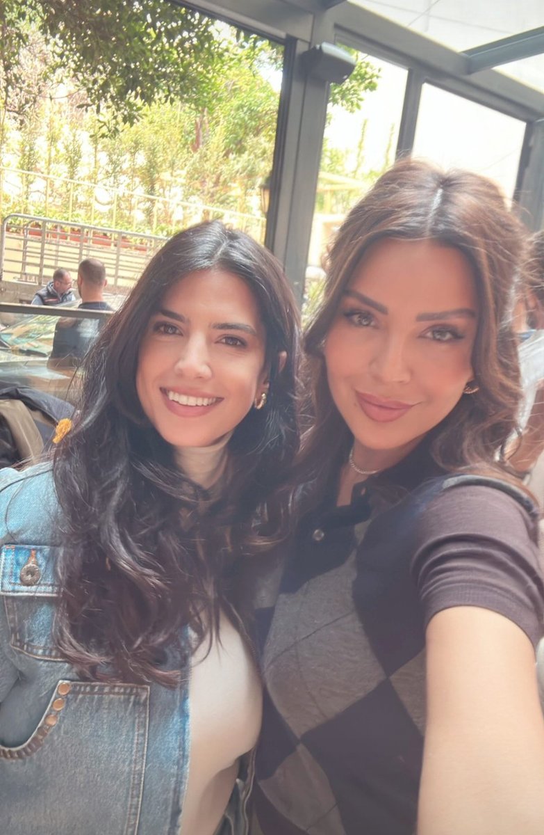 حبيييت😍😍🫠🫠
#امل_بوشوشة 
#كارمن_بصيبص