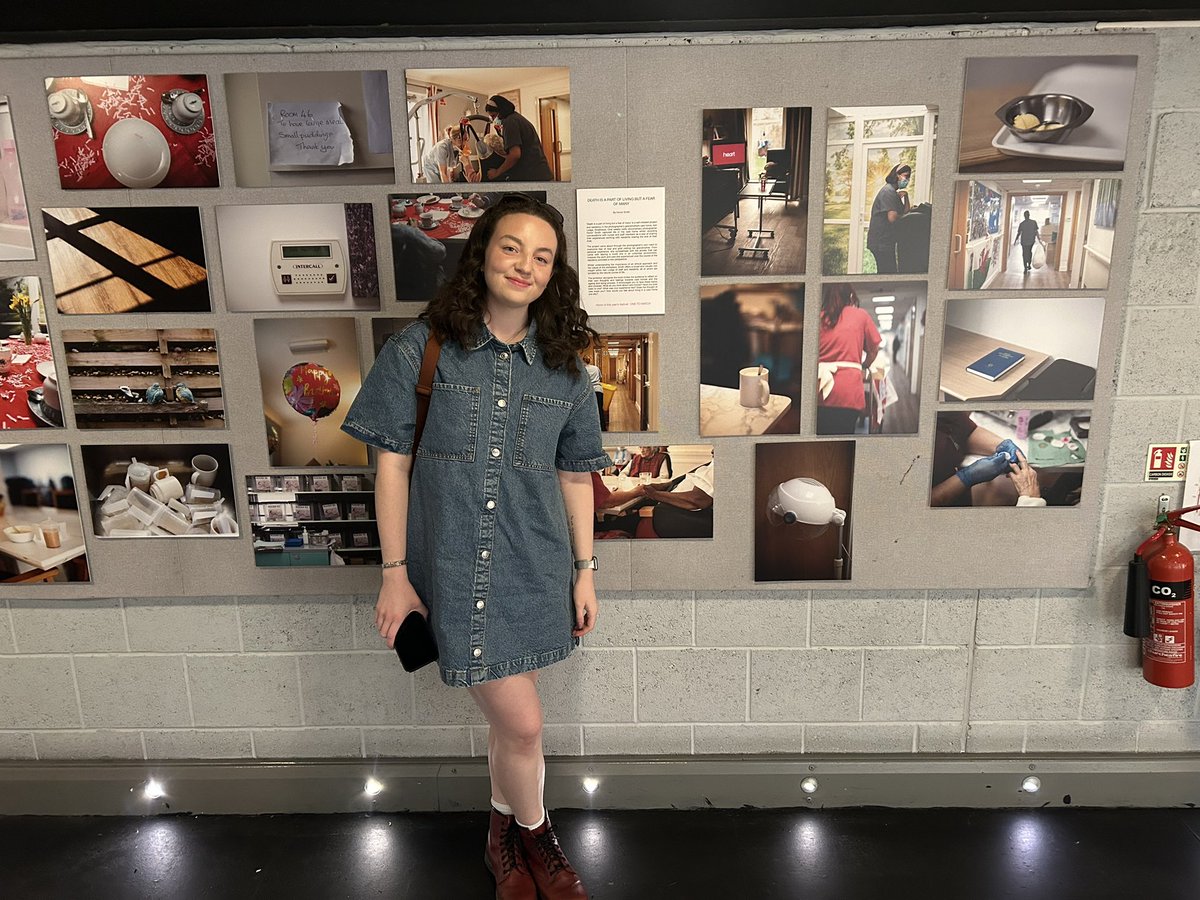In Leeds to see our Honor’s One To Watch exhibition as part of the <a href="/PhotoNorthFest1/">@PhotoNorthFestival</a> festival . So proud of her and the work she put into this project 😊💙