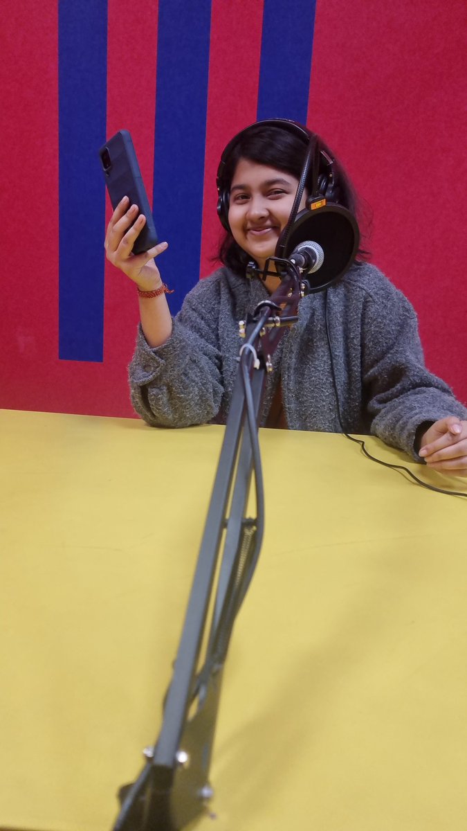CommQuest42's tweet photo. Ever wondered what really goes into media assignments?
Spoiler: It’s not all glamour.
But it’s always worth it.
#CommQuest #StudentMedia #BTS #CreativeJourney #industryinsights2025 https://t.co/imf50jkFws