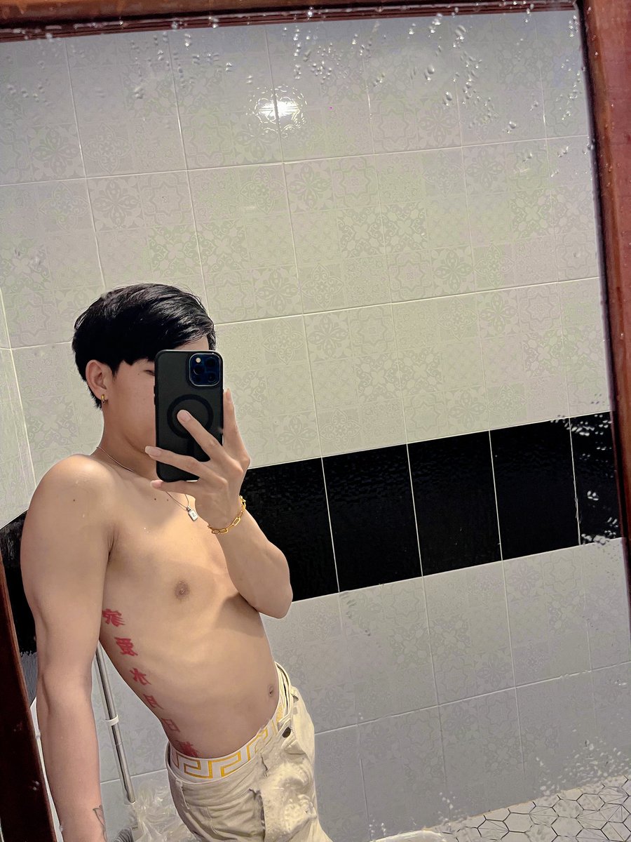 See34Lao's tweet photo. เอวบาง ร่างเล็กสเปกใครบ้าง😉 #เชียงแสน #เชียงราย #เชียงราย https://t.co/M0LYKfTYSH