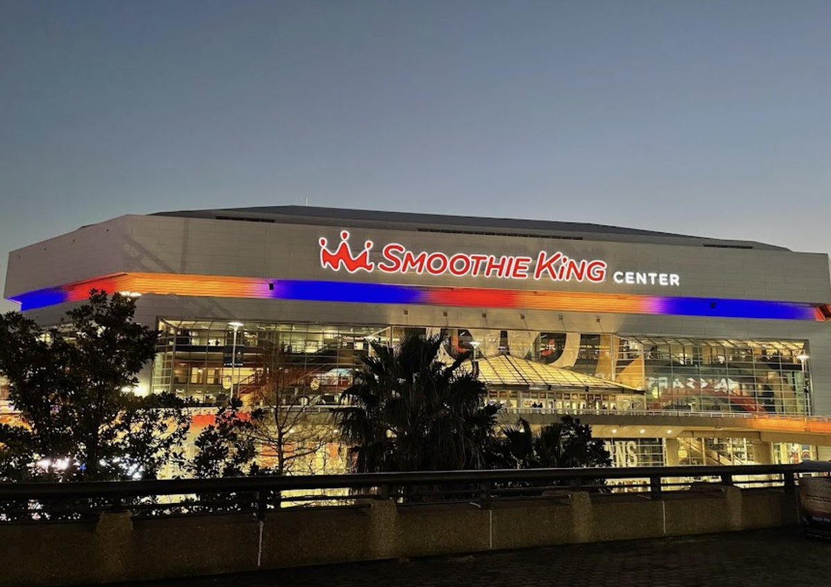 🚨FIGHT LOCATION🚨

#UFC318 Is Headed to The Smoothie King Arena July 19th
