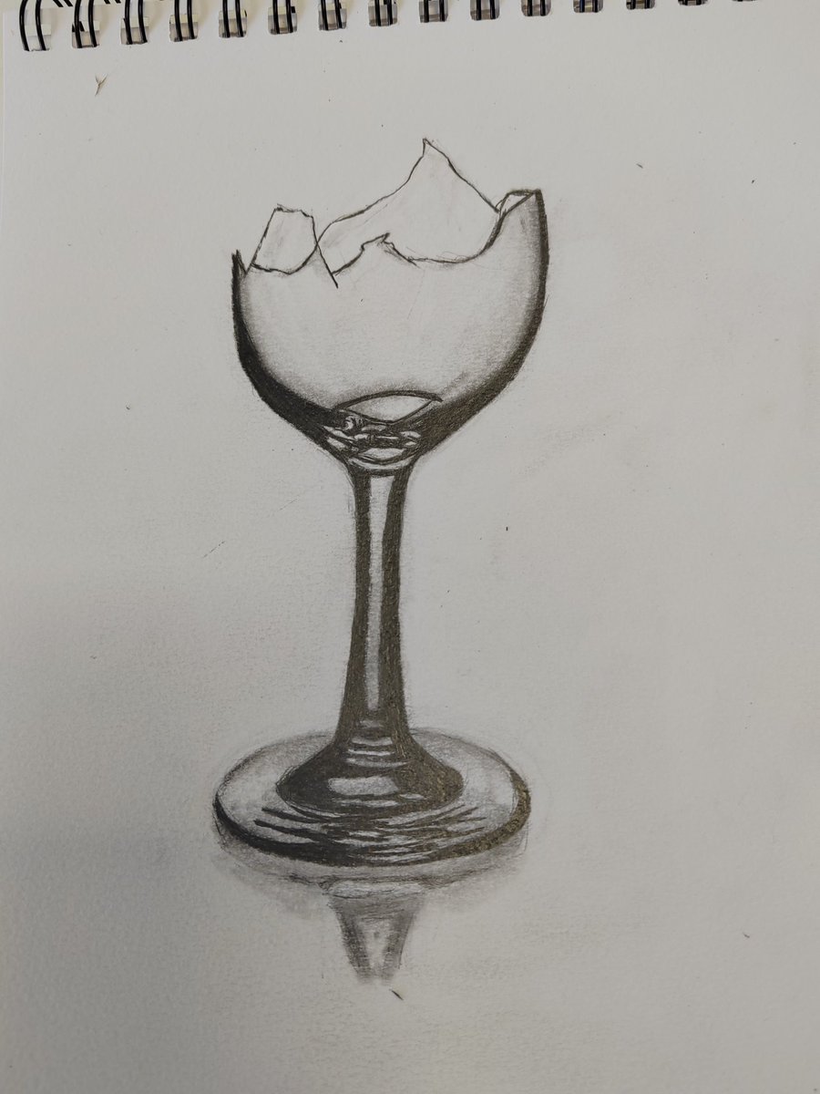 Emw1526's tweet photo. Some drawings done between classes recently!! https://t.co/PvX677duWK