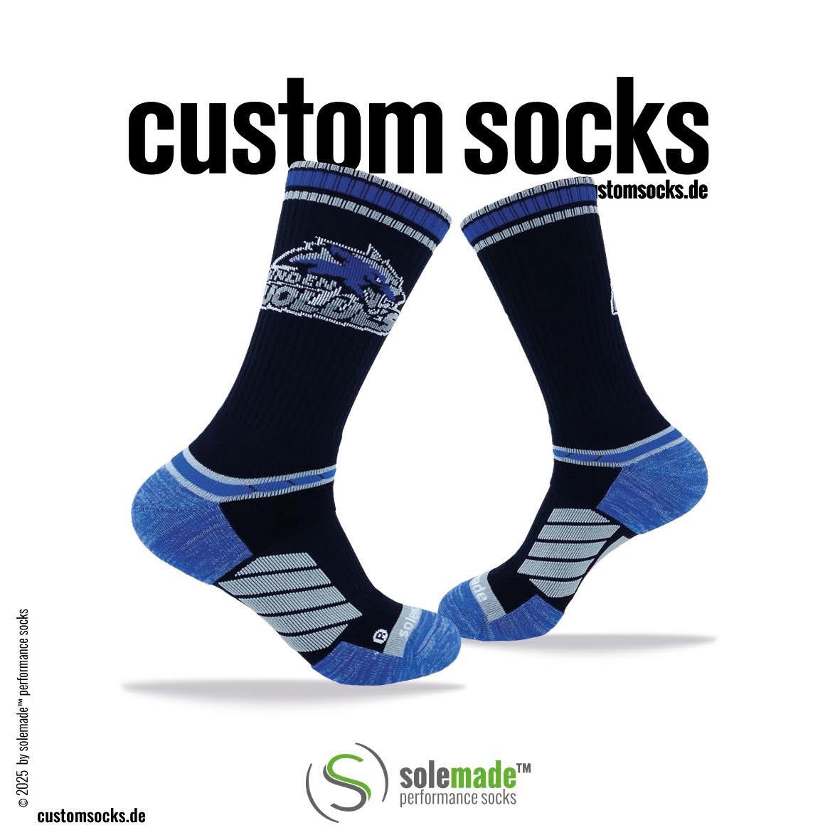 #customsocks -  Performance und Komfort - den ganzen Tag, jeden Tag - nicht nur beim Sport. Shoutout an die Minden Wolves, die custom socks in der Crew hight bestellt haben.
got socks? 

customsocks.de

- - - 
#solemade #wedocustom #teamsocks #mindeneolves #gotsocks?
