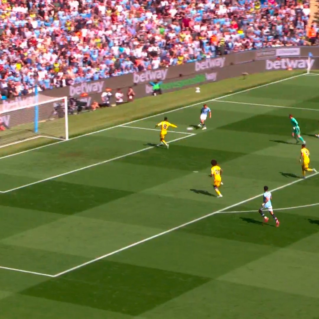 Premier League tweet media