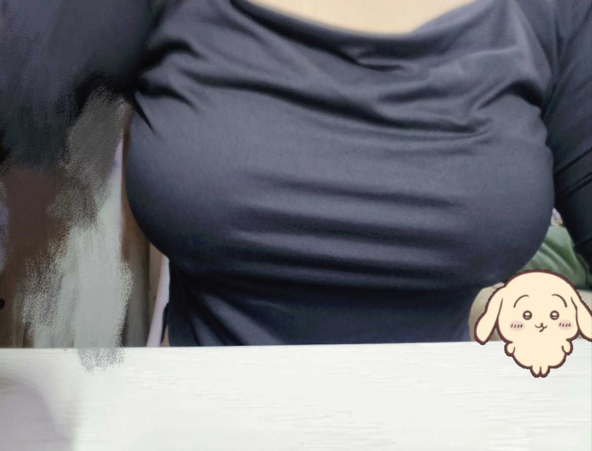 主包不穿内衣外扩怎么如此明显