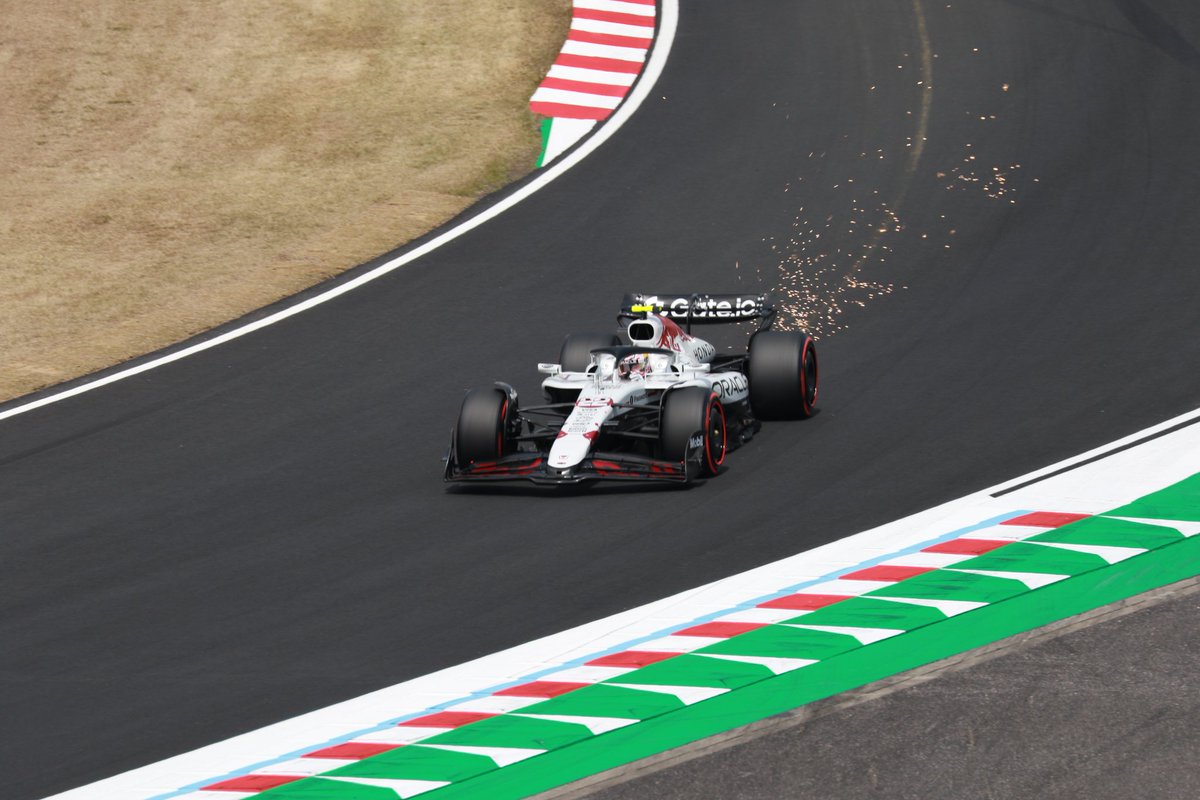 itouhiroto's tweet photo. It wasn't the race I was hoping for, but it was fun.
#f1japanesegp #legospeed #YukiTsunoda #SUZUKACIRCUIT https://t.co/0d5umoDEdL