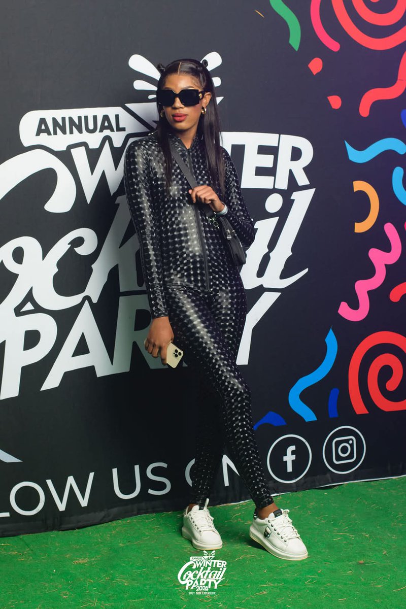 Divinesonic tweet media