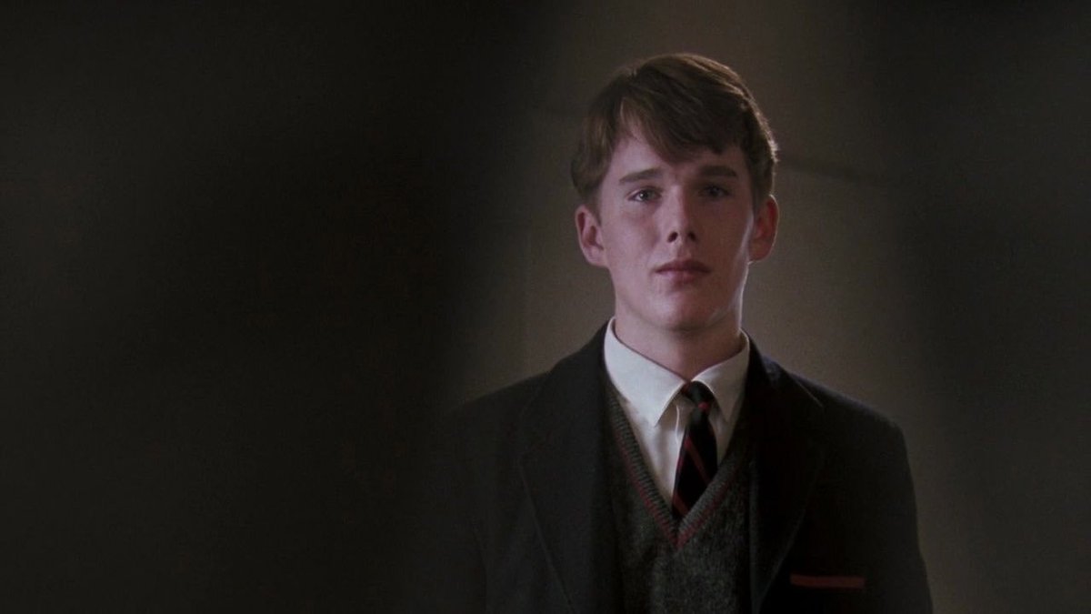 TheCinesthetic's tweet photo. dead poets society (1989) dir. peter weir https://t.co/Naa7Gos4Dc