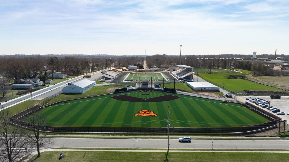 T3_Warboys's tweet photo. Coaches @FutilityInfldr &amp; @xgrad97 are geeking out over the unique layout for today’s gm at the renovated ball field at Memorial Stadium. These are 100% the things that make baseball so special &amp; we’re happy to share them with the #Warboys

📷@HSBaseballField 
📍North Canton HS https://t.co/DSyk2eJoLb