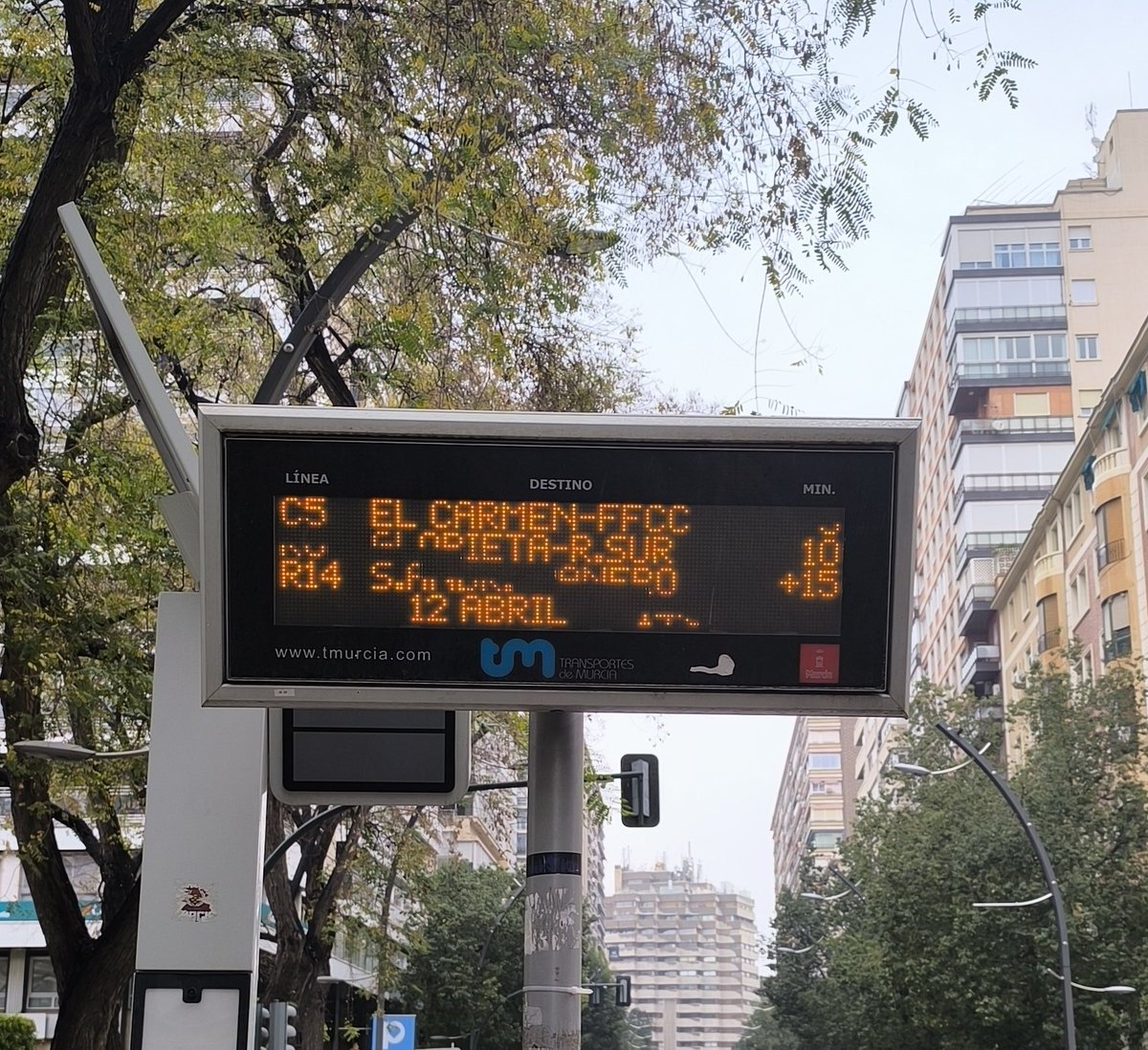 AVRondaSurMurci's tweet photo. Una nueva entrega del #Rayo80 @TMurciaBus hacia #RondaSur.
APP y Panel con tiempos diferentes.
VOTA:
❤️ APP, Retweet PANEL o 🤬 Ninguno de los dos 😂
@AytoMurcia @transportepubrm https://t.co/cmPXwYVNJk
