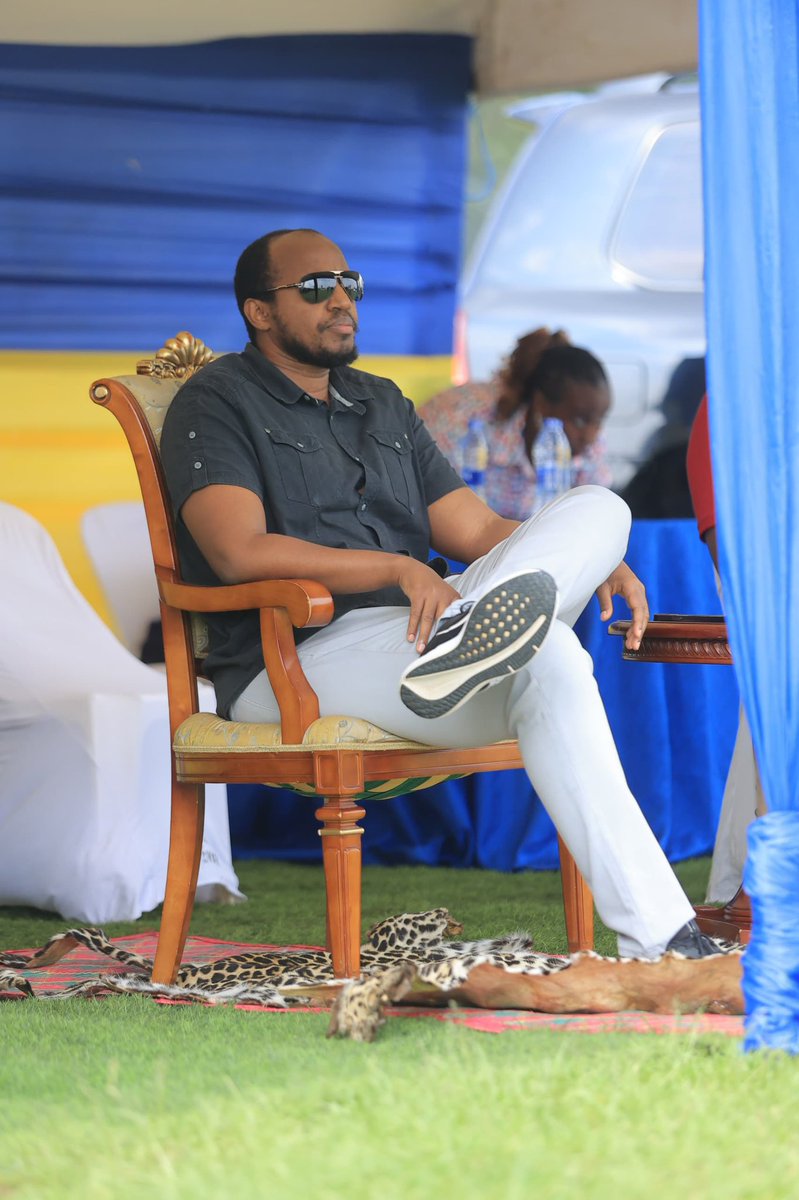 NLLNews's tweet photo. He promised and he has fulfilled, we are thrilled to have His Majesty @KingOyoOfficial grace the Ntare Lions League final

#Road2FortPortal https://t.co/zoAR5EQyEs