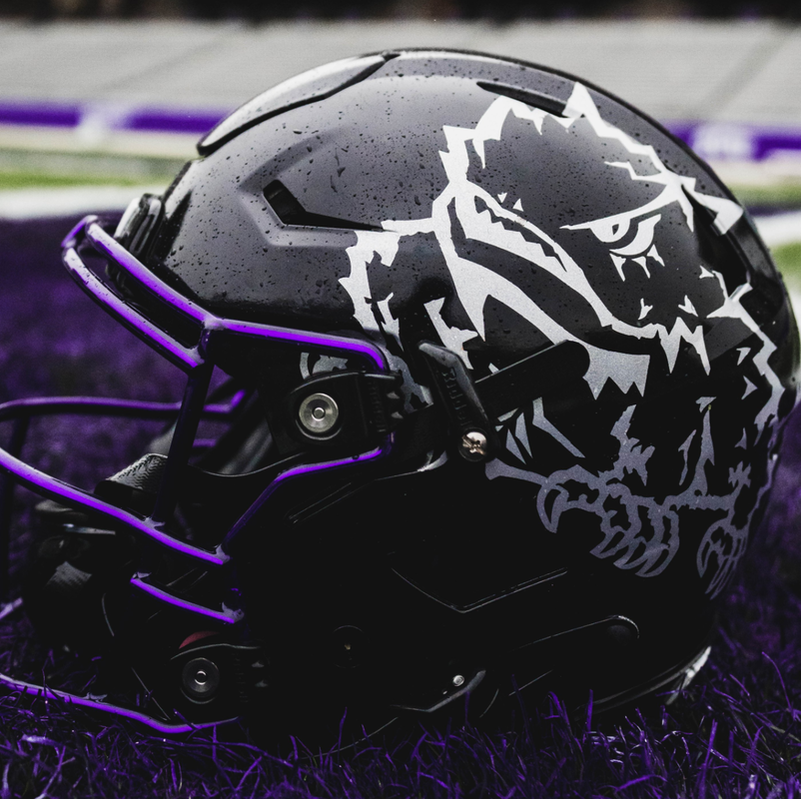 BJackson916's tweet photo. On my way to TCU today. Very excited! 
@Coach_Hughes2 @CoachB_Morgan @Coachmitch_KOJ @BGChrisOwens https://t.co/80AgwEzfmm