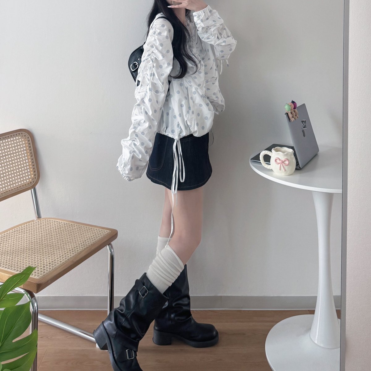 __chiaki_00's tweet photo. シルエット盛れデニムスカート、天才すぎる.. ˖ ࣪⭑ https://t.co/pBkL77Z4zc