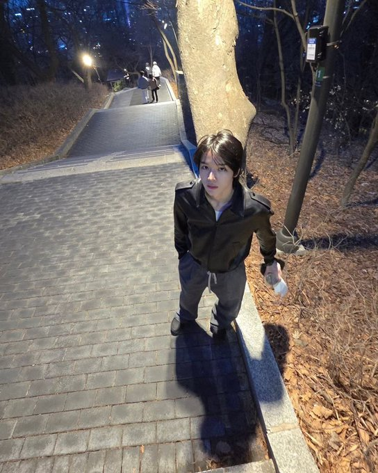 selfolssi ♤ tweet media