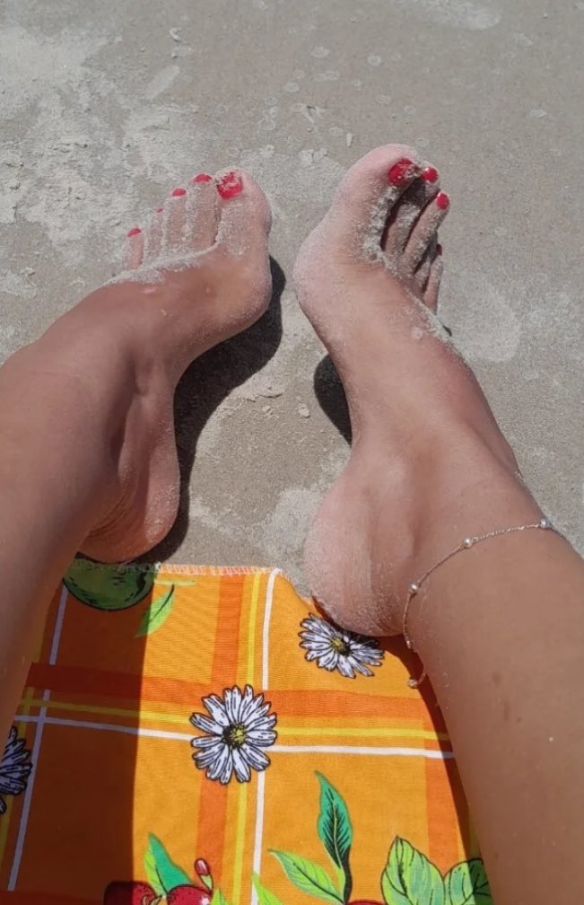 barefoot420's tweet image. 