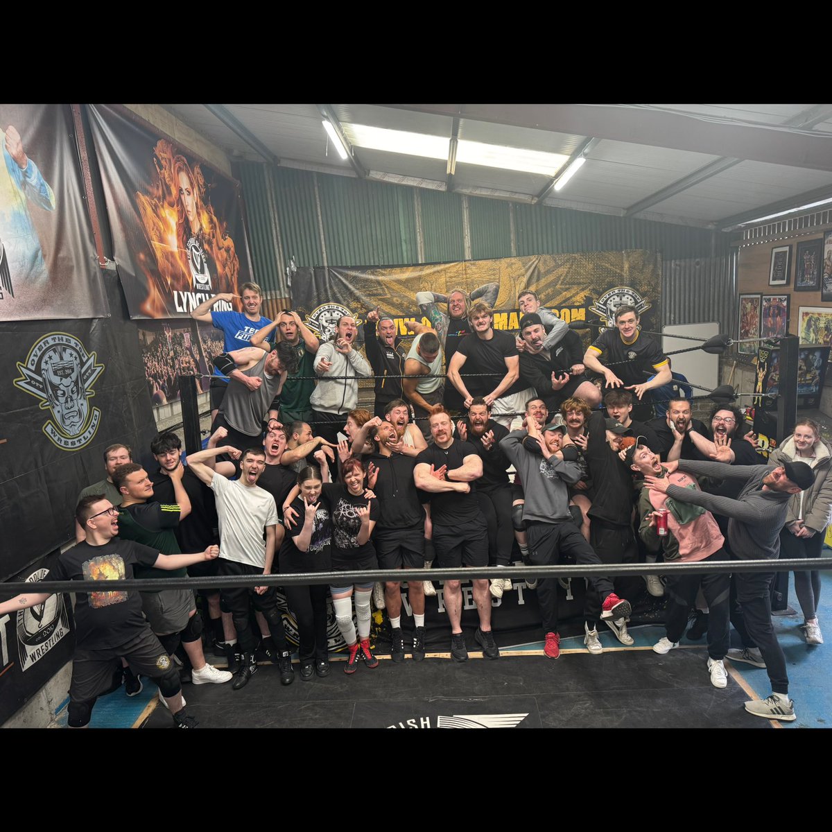 The School Of Irish Wrestling tweet media
