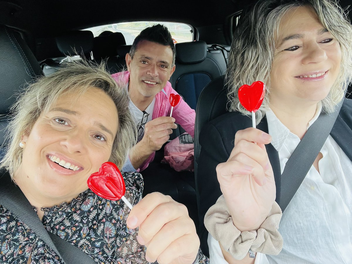 jarbca's tweet photo. Allá vamos @RozalenMusic ! El #TeatroMarquina nos espera para disfrutar de #Chavela. De corazón siempre con Mary Rozalen! @DoritadeOz @Juanmrascon https://t.co/FwZelHWmtm
