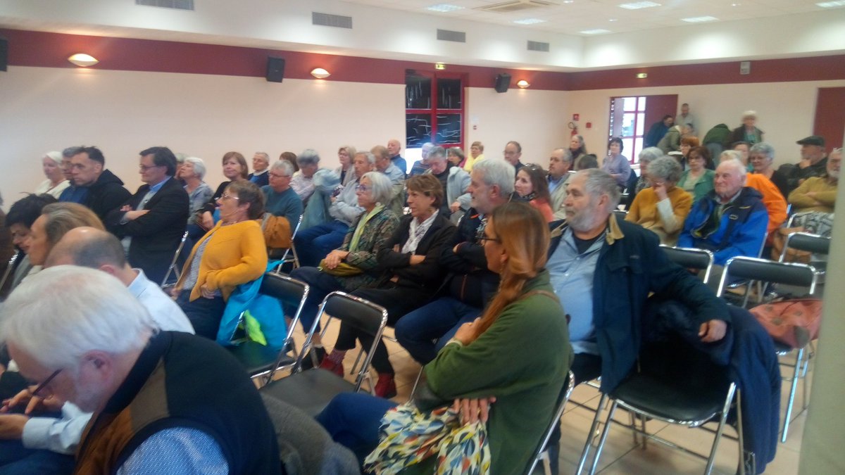 A Gourdon pour la table ronde sur les <a href="/Intercites/">Intercités</a> de jour et de nuit avec l'association #POLT. 
Il faut que l'État dégage des moyens supplémentaires.
Nous allons proposer notre étude.