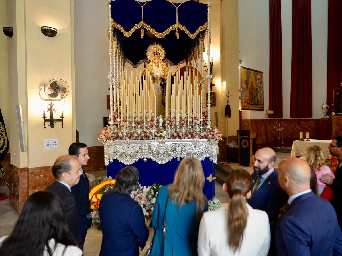 VOX_SevCapital's tweet photo. A los pies de Nuestro Padre Jesús de la Caridad y Nuestra Señora de los Dolores de la Hermandad de San José Obrero @HermandadSJO, con todo nuestro afecto y cariño y con el deseo de un fructífero #SabadoDePasión https://t.co/t7gNVaEx3N
