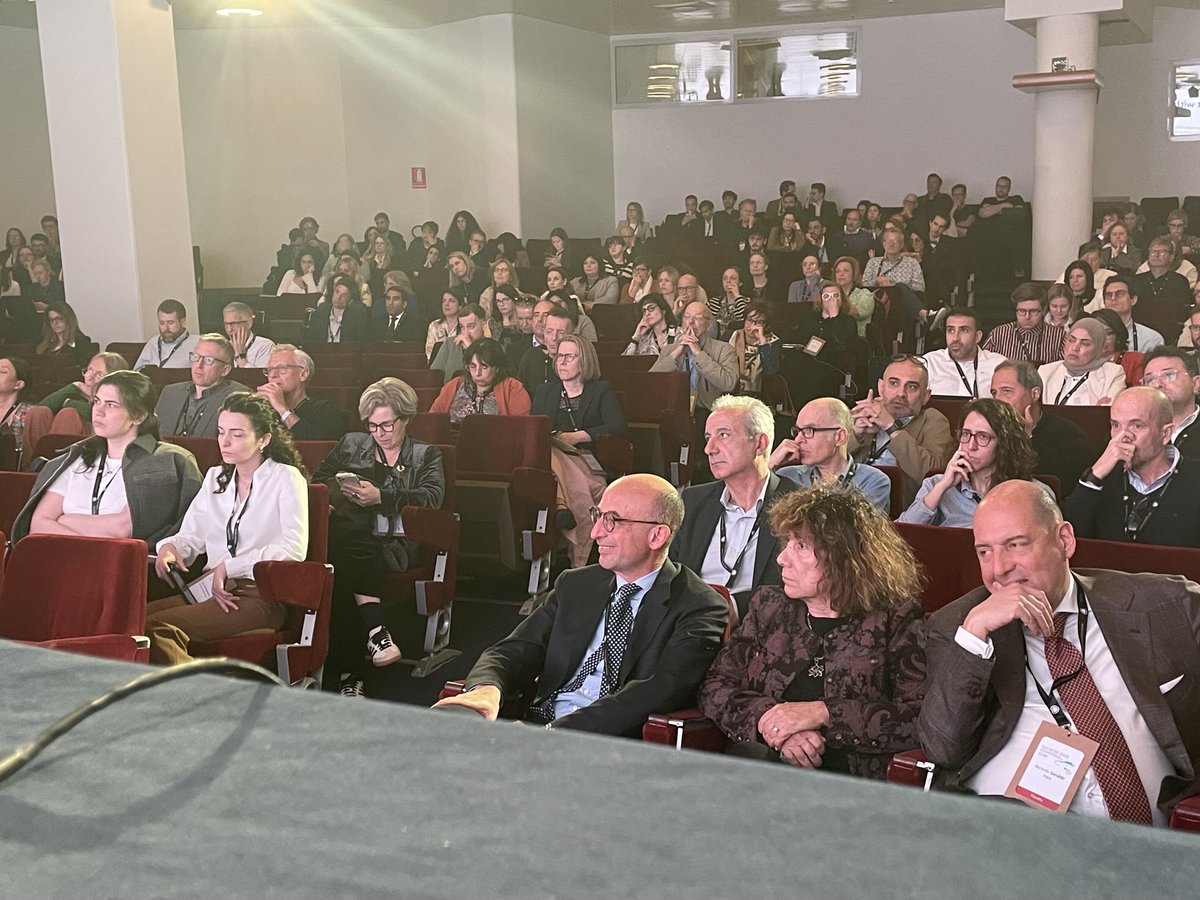 Óscar Cano (@ocanoperez) on Twitter photo Fully packed room for learning about new perspectives in ACHD management at #EuroACHD <a href="/escardio/">European Society of Cardiology</a> Fully packed room for learning about new perspectives in ACHD management at #EuroACHD <a href="/escardio/">European Society of Cardiology</a>