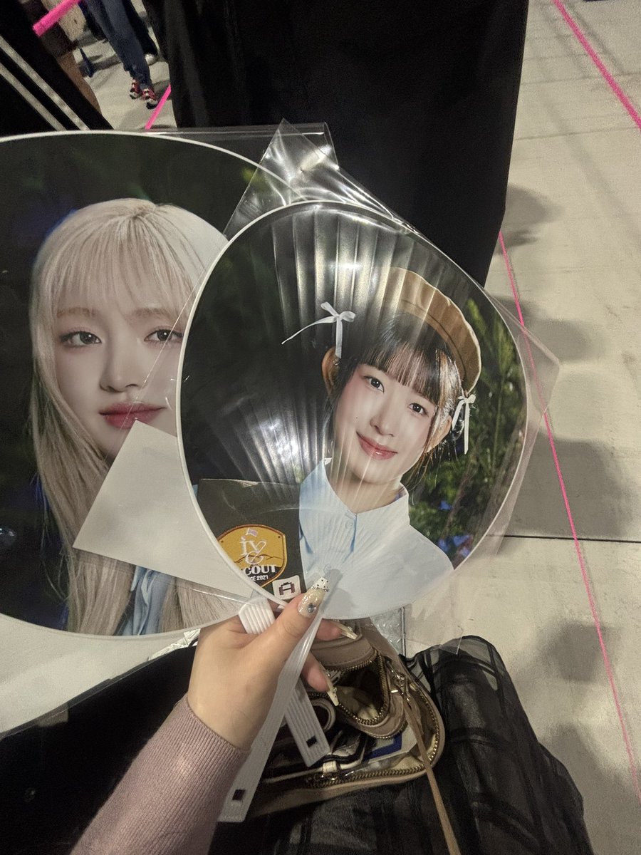 iveの初ライブ参戦 感想
ガウルが可愛すぎてぶっ刺さりました
リズは言わずもがなです