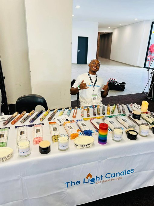 KasiEconomy's tweet photo. Meet Makatu Tshivhula, a 26 year old young man who started his candle business when he was 22 as a result of unemployment after graduating with a psychology degree. The name of his company is called The Light Candles. He manufactures all types of quality, long lasting candles. His candles are loved mostly by spiritual and religious people because of the long burn time and variety of colours. He is based in Soweto Pimville zone 3 and has started supplying supermarkets, including Spar Diepkloof and Spar Pineslopes in Fourways.  

 Contact: 0793204106 to place an order.  
📍: 10556 Msilinga street, Pimville zone 3, Soweto

@LightCandlesZA