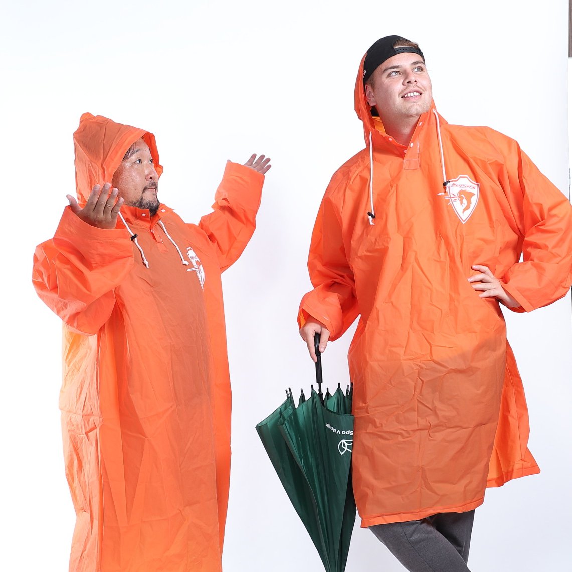 クボタスピアーズ船橋・東京ベイ　ベンチコート スピアーズ推しグッズ 情報☔️】 明日の東大阪市花園ラグビー場は雨