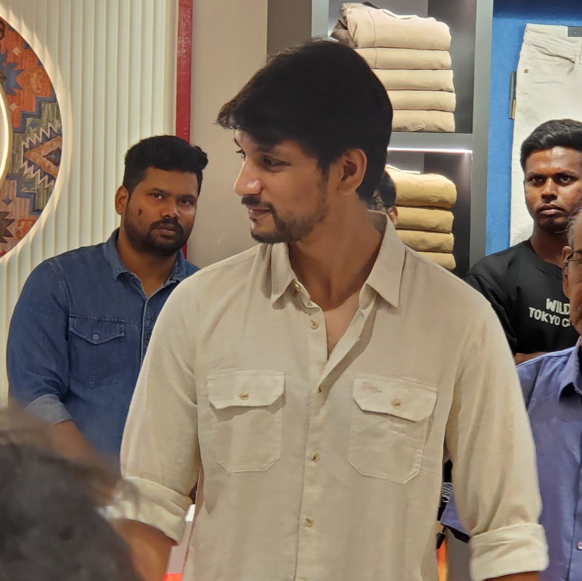 AllIndiaGRKFC's tweet photo. அன்பின் அதிபதி ❤️
@Gautham_Karthik
#GRK | #gauthamramkarthik
Waiting for release #GRK17 #Criminal | #GRK18 #MrX
#GRK19 #Dhinaraghavan |
#GRK20 #ALVijayProject |
#GRK21 #Netflix #WebSeries | https://t.co/spKSOhvXFC