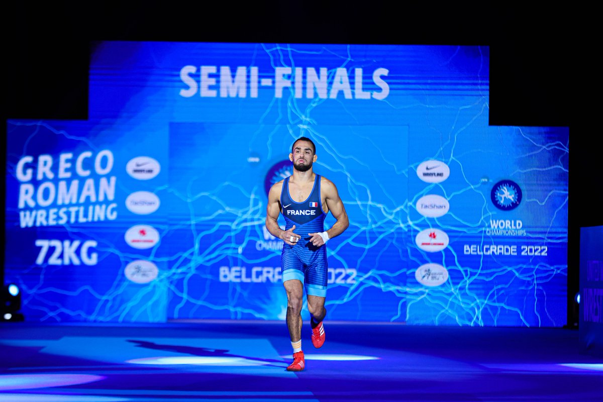 🌍 Résultats - J6️⃣ Europe 🌍

Ibrahim GHANEM S'impose par supériorité 8️⃣-0️⃣ et décroche son ticket pour les 1️⃣/2️⃣ finales ! 🎟️

Il sera opposé au lituanien Kristupas SLEIVA 🇱🇹 à partir de 16h45 ⏳

ℹ️: linktr.ee/FranceLutte