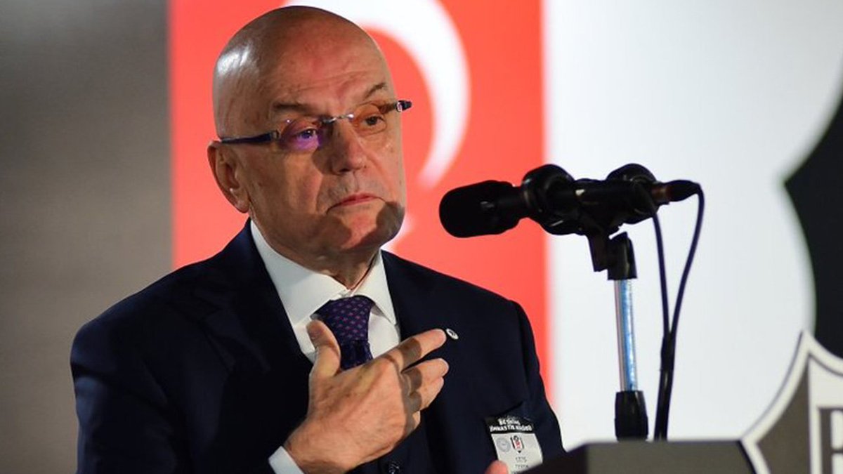 BİR TÜRLÜ KURTULAMADIK SENDEN PATAVATSIZ SOYTARI 

ZAMANINDA SÜLEYMAN SEBAYA YAPTIĞIN SAYGISIZLIĞIN ARDJNDAN HALA BU KÜLÜPTE OLMAN BEŞİKTAŞ İÇİN BİR AYIPTIR 

TEVFİK YAMANTÜRK DERHAL İHRAÇ EDİLİP KOVULMALIDIR