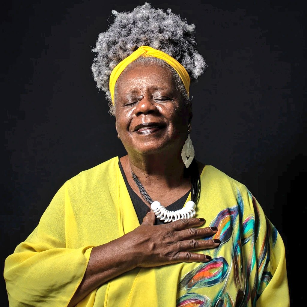 INSPIRAÇÃO 🚨Conceição Evaristo vai receber o título de Doutora Honoris Causa pela Universidade Federal do Espírito Santo (Ufes)! ♥️✊📚

A honraria será entregue em sessão solene do Conselho Universitário, marcada para o dia 15 de abril, às 18 horas, no Teatro Universitário, em