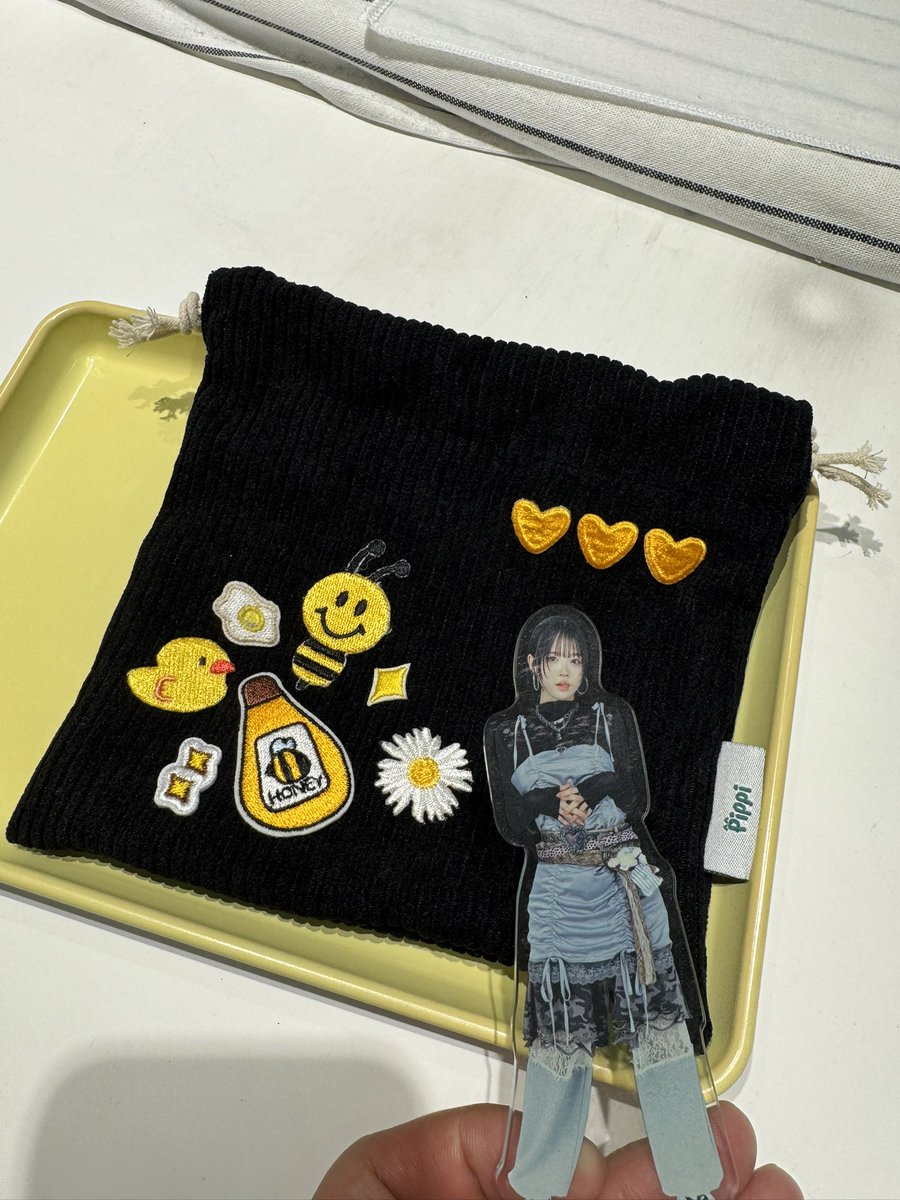 katsu_0123's tweet image. SOYOちゃん🐣のポーチ完コピです😊

#onefive_SOYO 
#pippi
#ワッペン