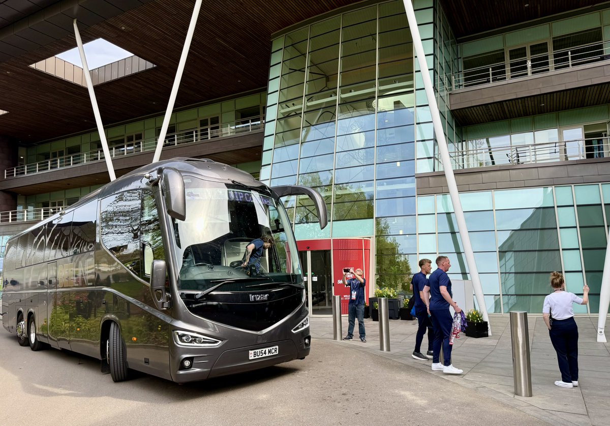 Beeline VIP Coaches tweet media