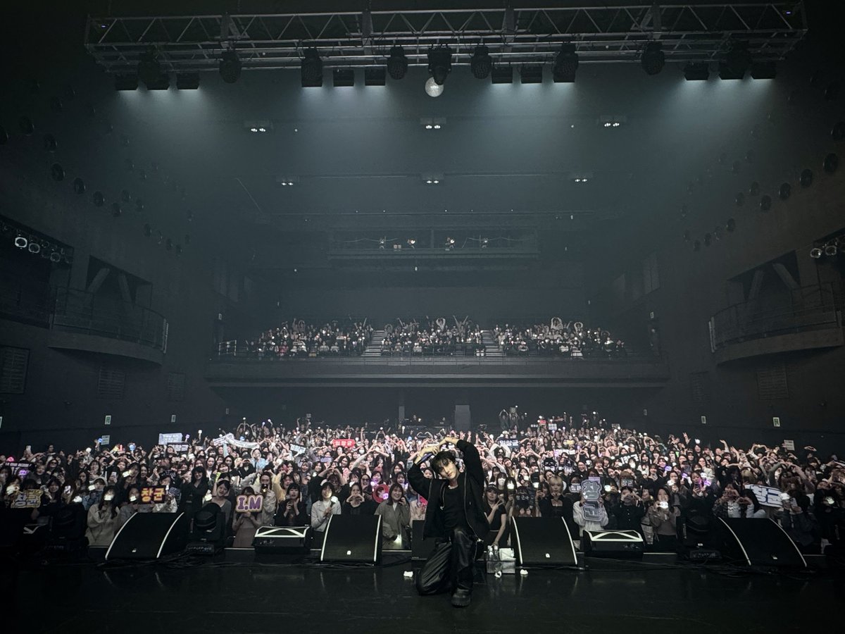 imteamim's tweet photo. I.M WORLD TOUR <Off The Beat> FINAL IN OSAKA🖤

#IM #아이엠
#OffTheBeat
#IM_OffTheBeat_FINAL_IN_JAPAN https://t.co/MrU52iycJS