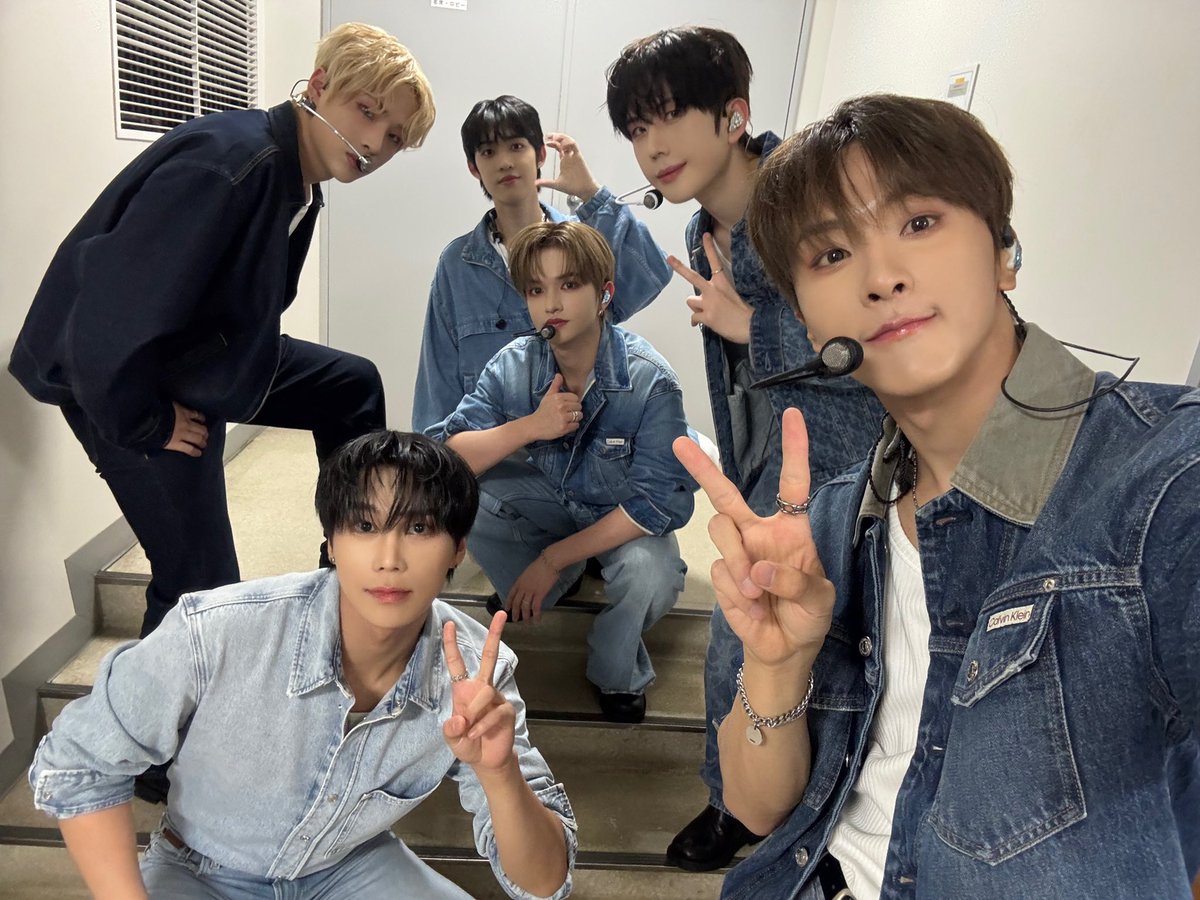 BAE173_official's tweet photo. [📸]

BAE173 JAPAN FANMEETING 2025 in Tokyo⚡
ELSE 사랑으로 꽉 찼던 도쿄 팬미팅까지 끝!
오늘도 감사합니다💙

#BAE173 #비에이이173 https://t.co/K7oEeSZS0x