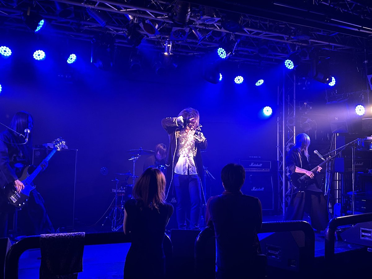 DAISUKE280Z's tweet photo. ワタル兄貴のバースデーライブへ
前回のひがまつり見たのが、今の自分のバンドやるにあたっての大なり小なりのヒントになってたのは内緒ですw
#themania
#紅志誘牙
#Theblacky
#Zeilunanodes
#キャトルヴァイス
#Jumpingjoker
マニアに間に合わなかった…涙 https://t.co/k84uJwwk5v