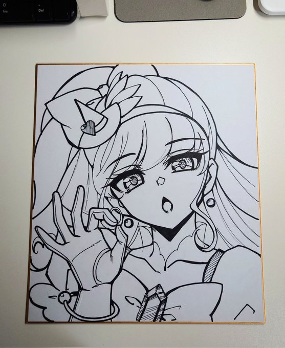 キュアミラクルの色紙出来たで!
ホワイト多かったりはみ出しあるけど許して 