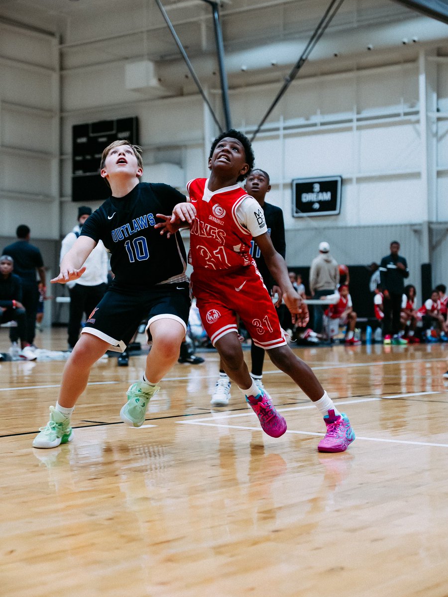 PrimeTime Sports (@iplayprimetime) on Twitter photo Big weekend tipping off this morning with 3 SOLD OUT events😤
📍I-20 Slam - Ruston, Louisiana
📍Best Of Texas - Houston, Texas
📍Raining Buckets - Dallas, Texas
Let’s hoop‼️
📸: <a href="/topathletemedia/">topathletesportsmedia</a>
#PlayPrimeTime Big weekend tipping off this morning with 3 SOLD OUT events😤
📍I-20 Slam - Ruston, Louisiana
📍Best Of Texas - Houston, Texas
📍Raining Buckets - Dallas, Texas
Let’s hoop‼️
📸: <a href="/topathletemedia/">topathletesportsmedia</a>
#PlayPrimeTime