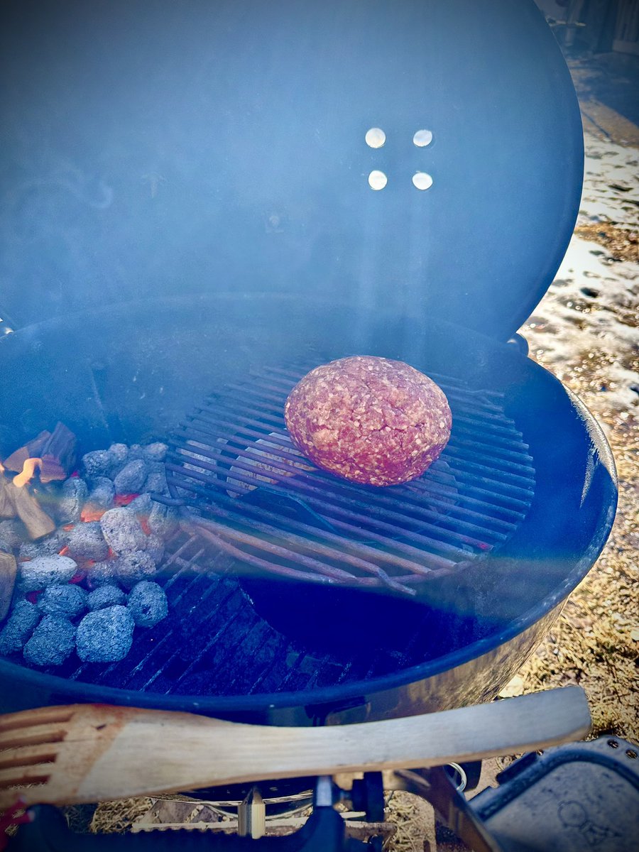 Jos vähän over the top chiliä, kun on niin saatanan kylmä.