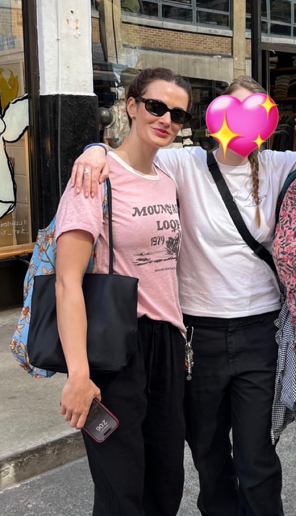 libby ☆★🌏 tweet media